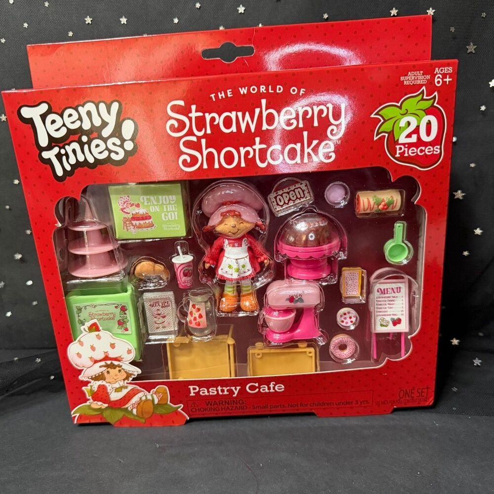 Strawberry Shortcake Teeny Tinies Pastry Cafe 20 Piece Playset
